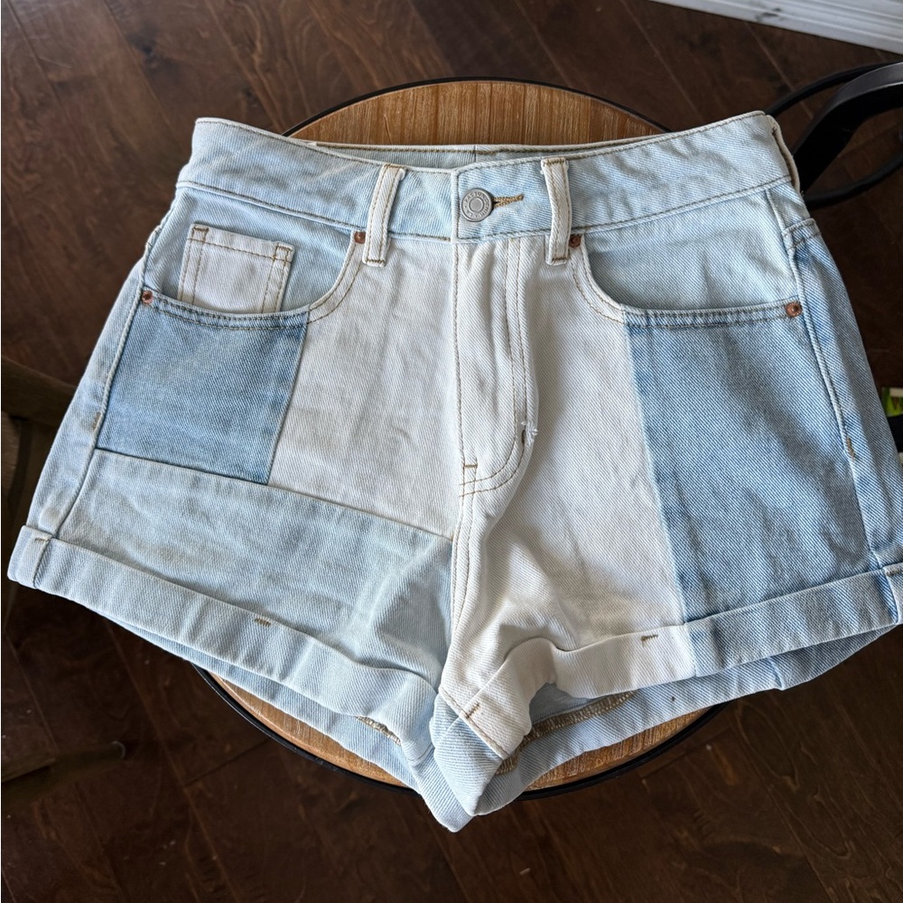 Pacsun denim shorts. Size 24.